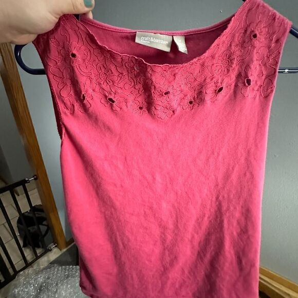 Croft and Barrow Cur Out High Neck Floral Sleeveless Tank Top Size M Wine Pink - Picture 4 of 7